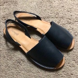 Navy blue sandals 10M